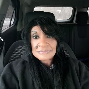 Meet your Posher, Edna